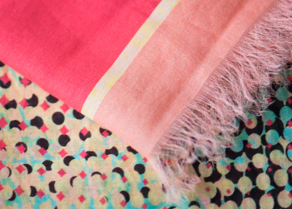 Silk/Cotton "Organic Shapes II /Magenta" Stola 200x140cm