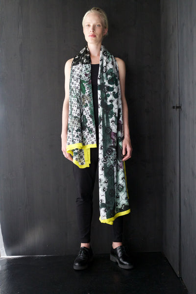 Silk "Cloister Flower" Stola 200x140cm